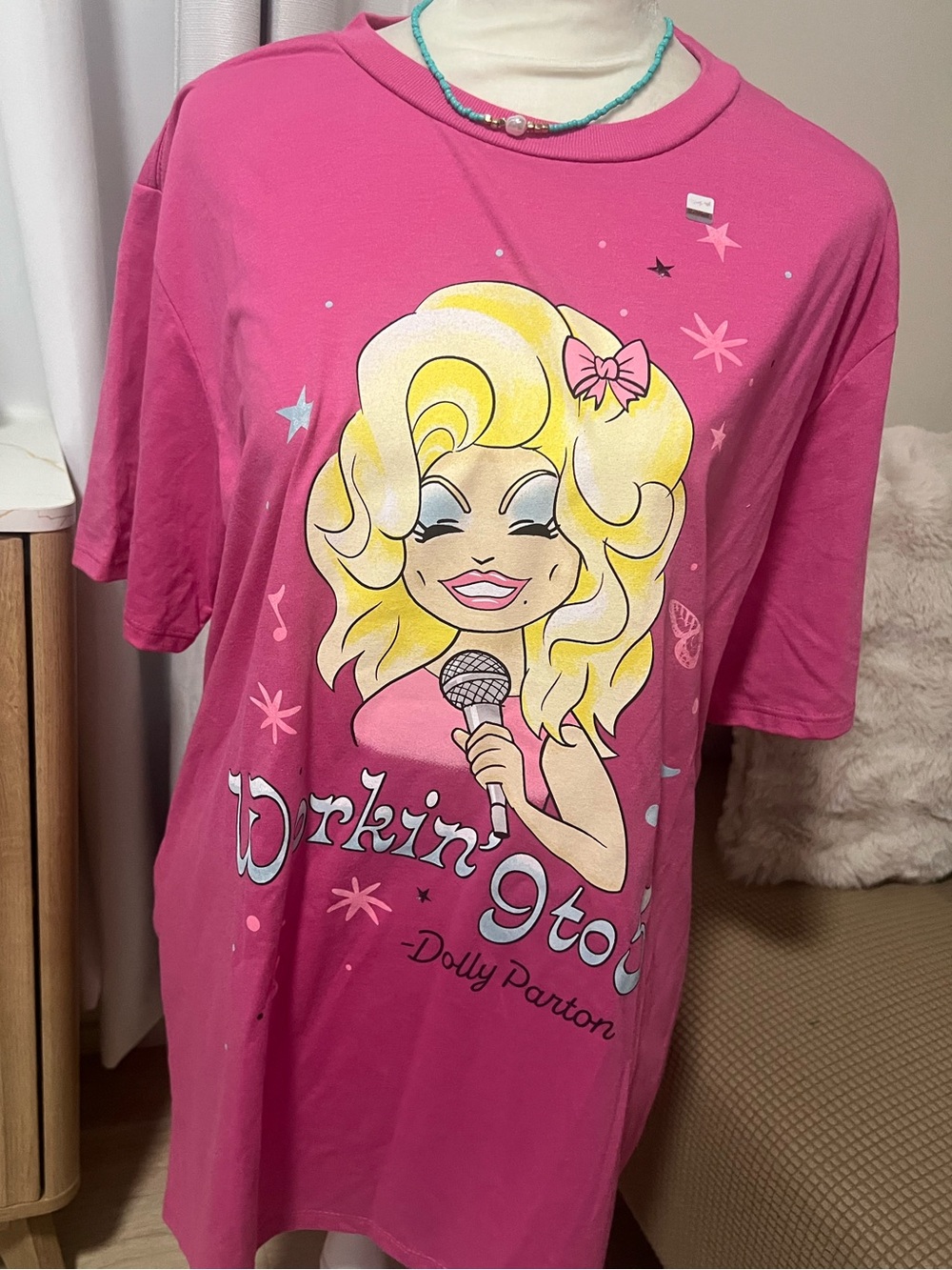 Hot Pink Dolly Graphic Short Sleeve Tee